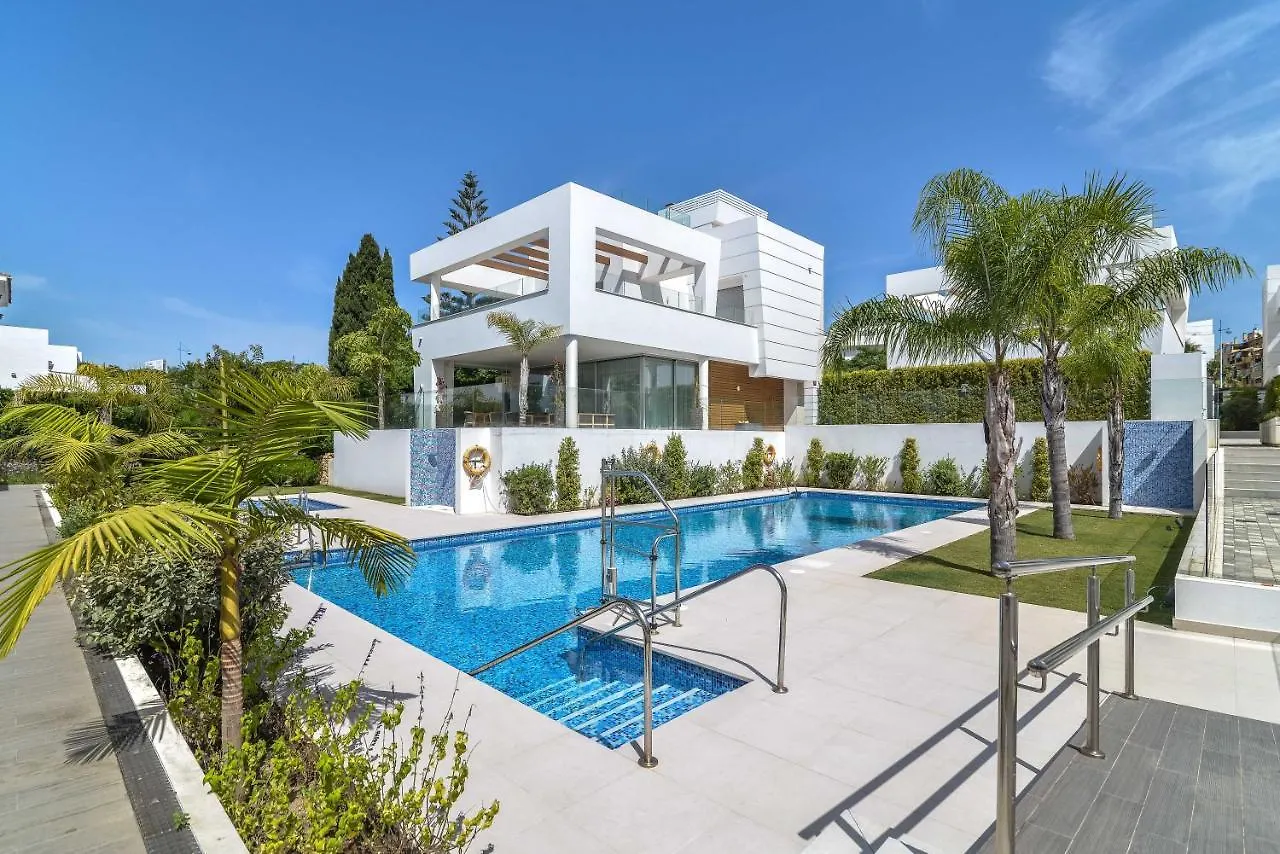 Villa Perlas Del Mar Marbella Spain